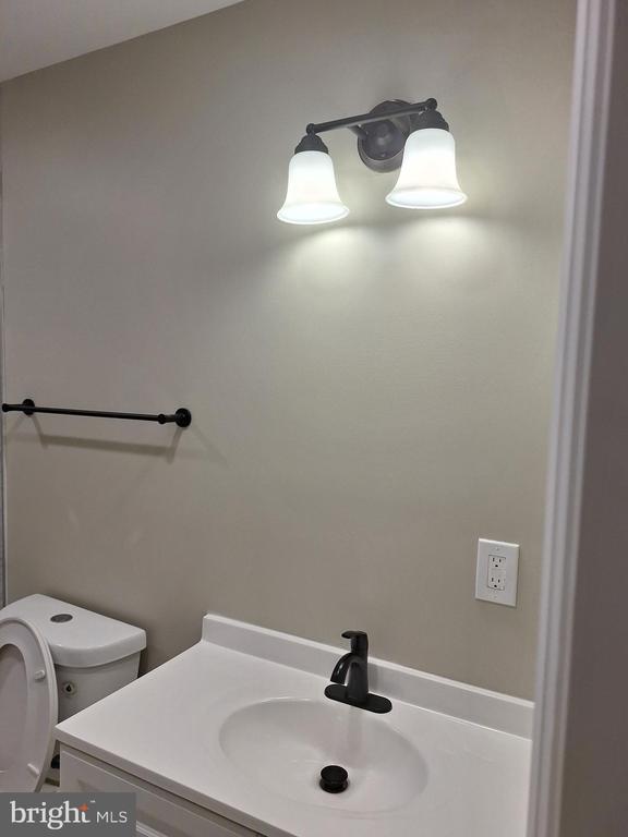 Building Photo - 840 Haddon Ave