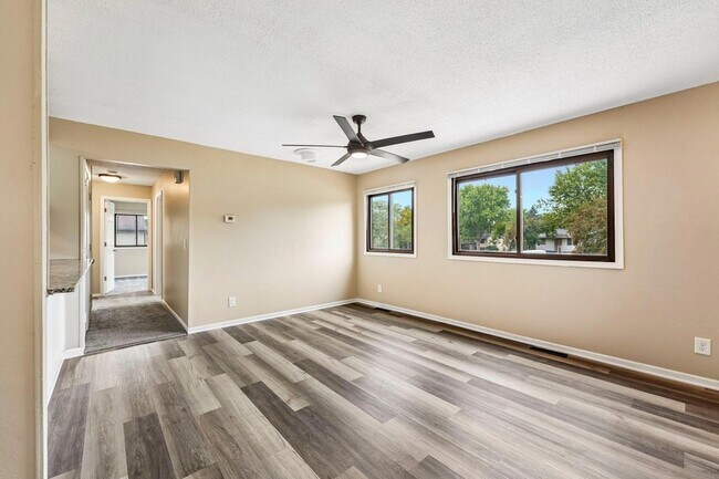 Building Photo - 6130 72nd Ln N