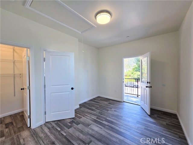 Building Photo - 4165 Country Club Dr