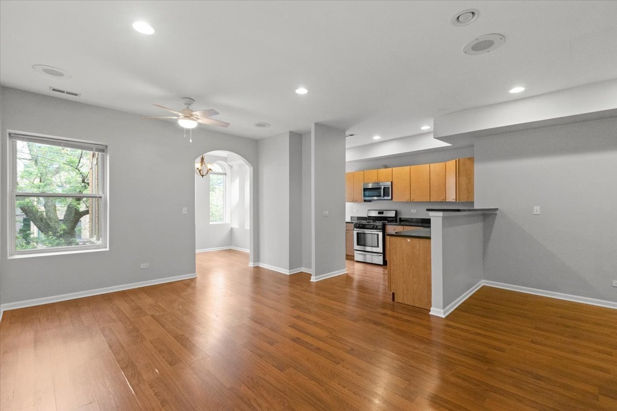 Building Photo - 7717 N Marshfield Ave