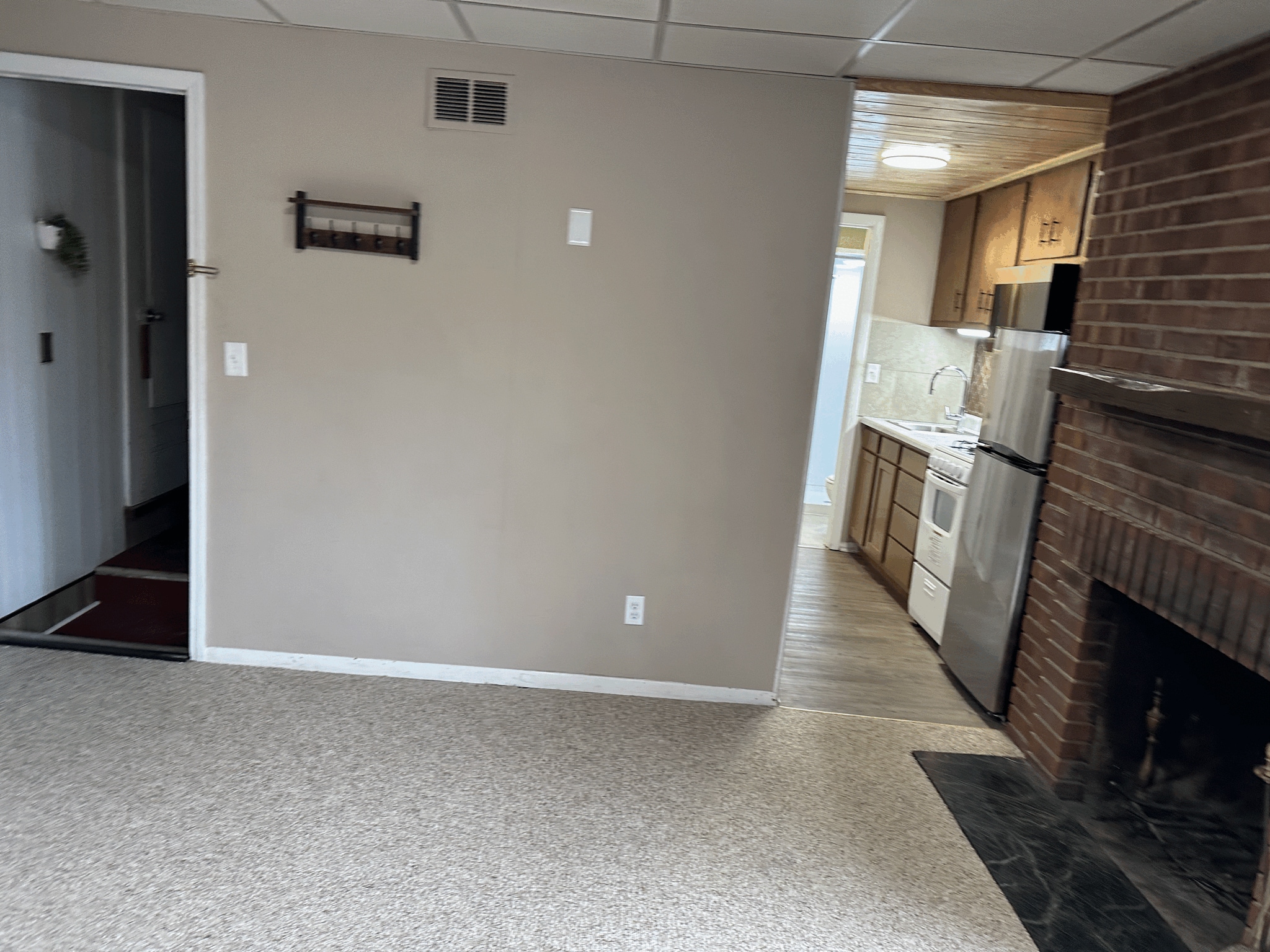 View on kitchenette - 834 S Walnut St