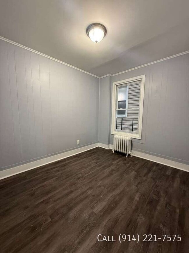 Building Photo - 14 Saratoga Ave