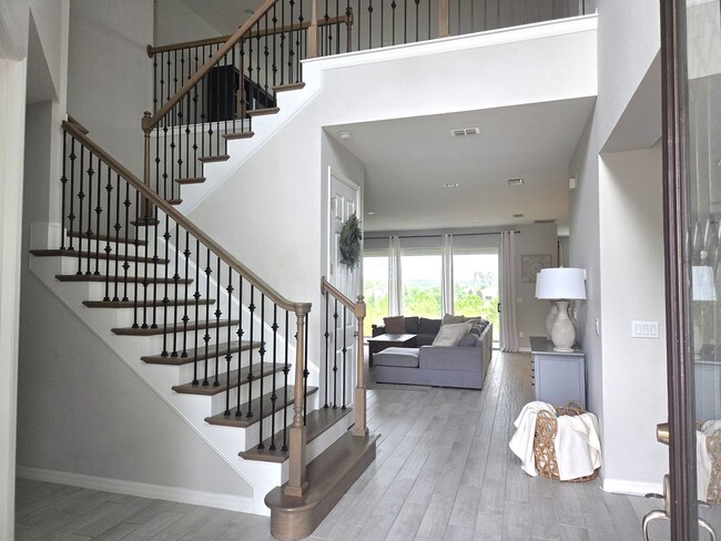 Building Photo - Two Story in Gated Lakeview Preserve
