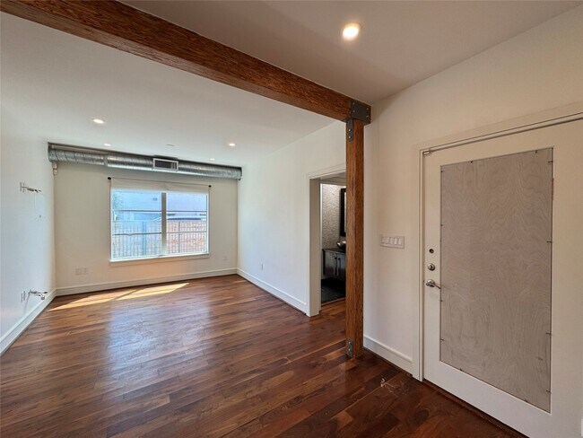 Building Photo - 1509 Holman St