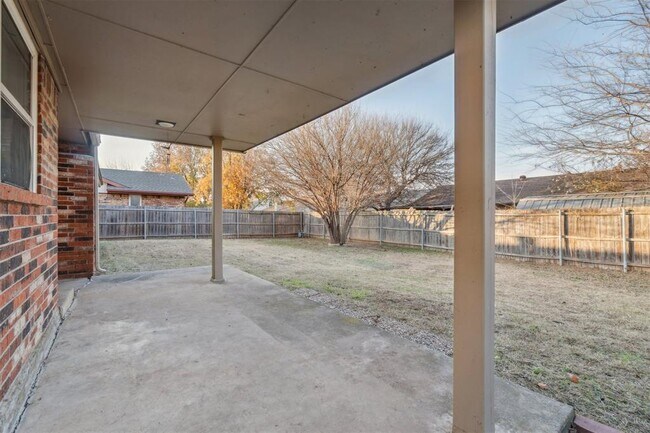 Building Photo - 1033 Mabel C Fry Blvd