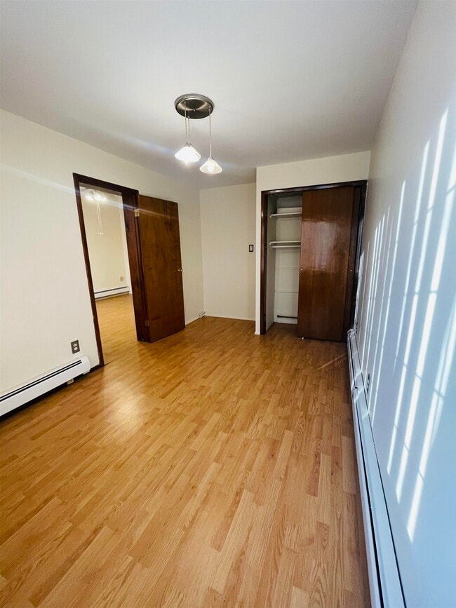 Building Photo - 39 W 35th St