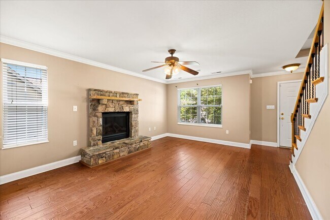 Building Photo - 10841 Parkgate Ln
