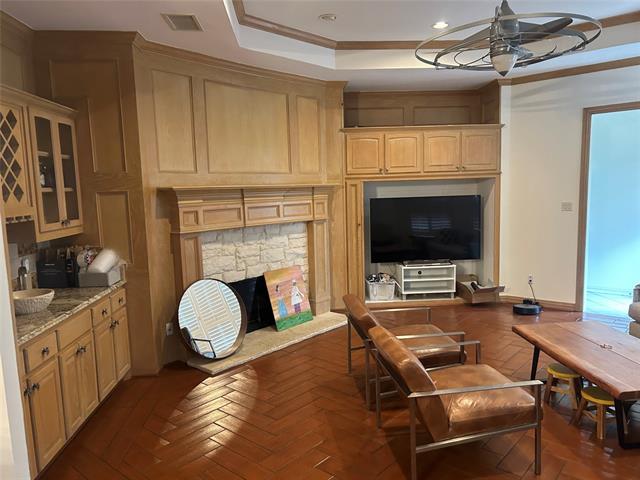 Building Photo - 3108 Sowell Dr