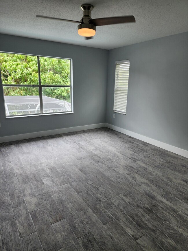 Building Photo - 3407 Fort Nelson Ln