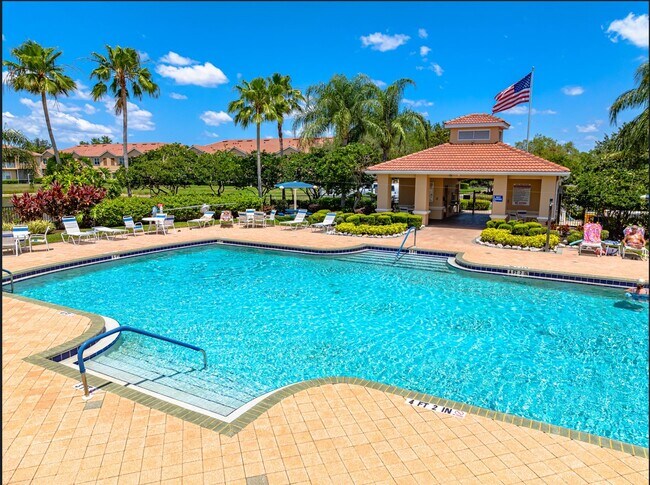 Building Photo - 3566 Parkridge Cir