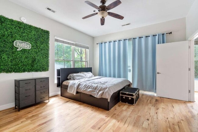 Building Photo - 384 Ralph McGill Blvd NE