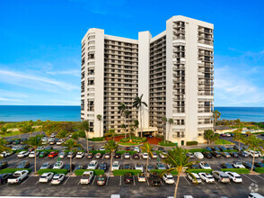 Building Photo - 9500 S Ocean Dr