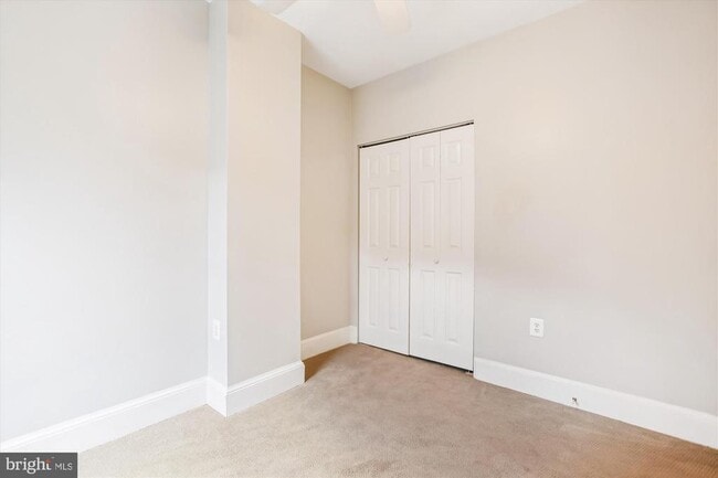 Building Photo - 1610 4th St NW