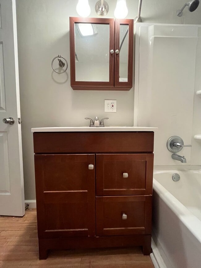 Building Photo - Two Story Home