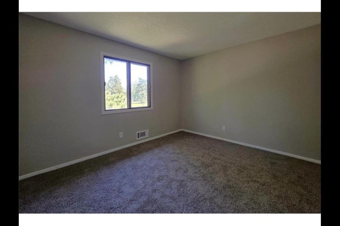 Building Photo - 4710 Lenore Ln