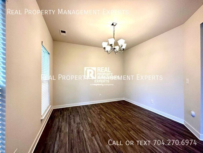 Building Photo - 12632 ES Draper Dr
