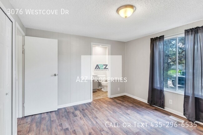 Building Photo - 3076 Westcove Dr