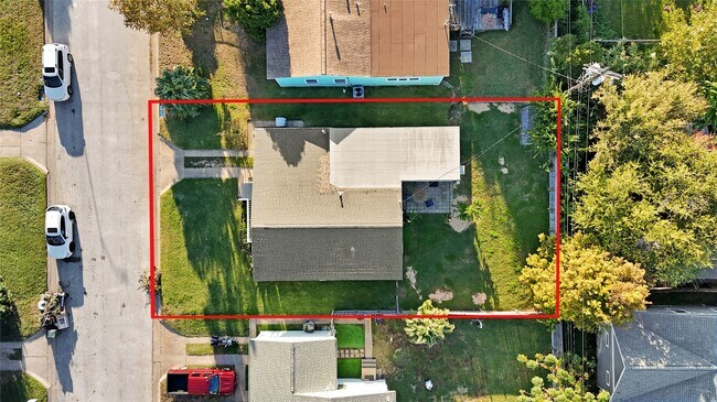 Building Photo - 106 Trout Ave