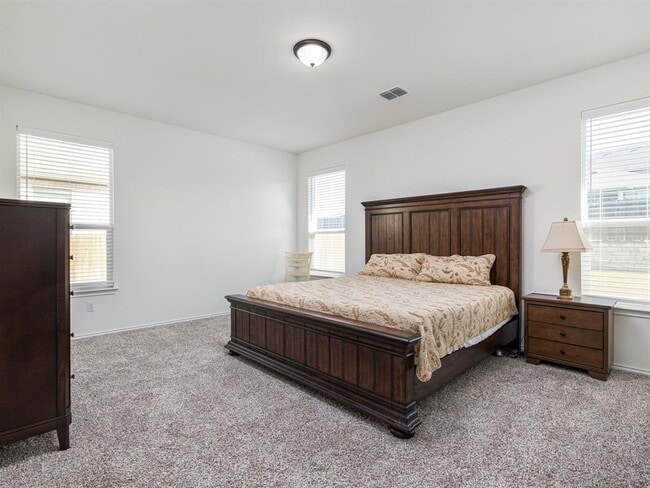 Building Photo - 3921 Riardo Dr