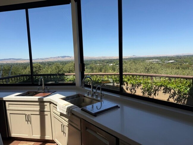 Building Photo - Pleasanton 4 bed / 4 bath Ultra-Private 1.3-Acre Sanctuary with Panoramic Views, pool and spa