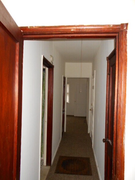 Building Photo - 3509 6th St