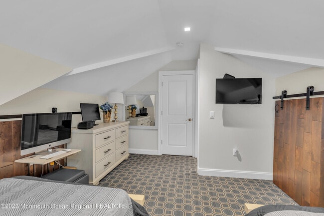 Building Photo - 502 Brighton Ave