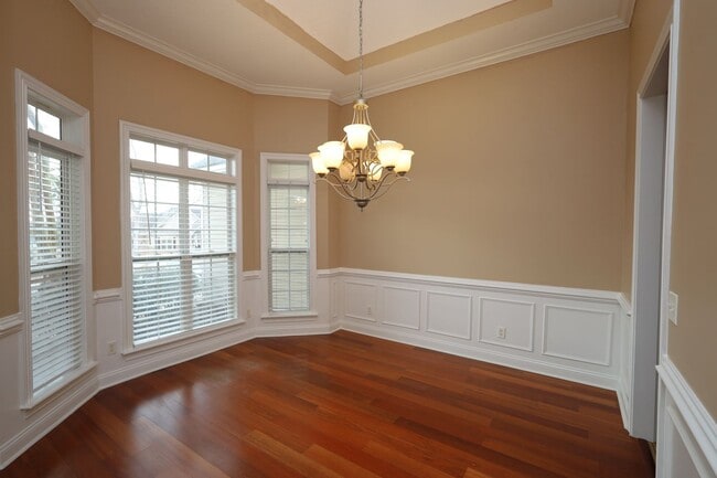 Building Photo - 4530 Kiowa Ln