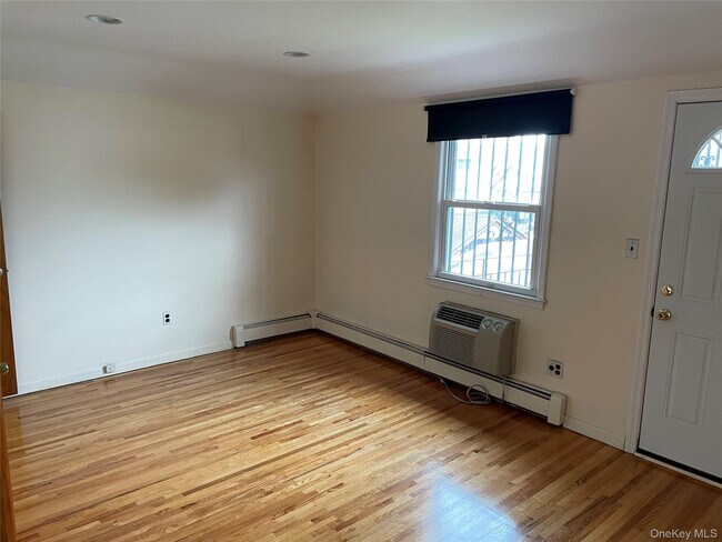 Building Photo - 149-26-149-21 21st Ave