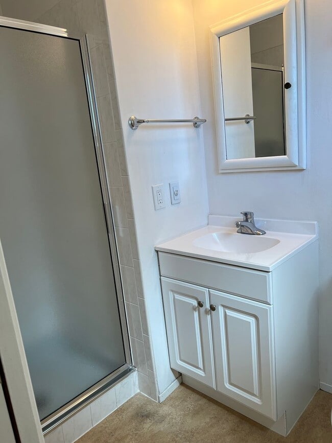 Building Photo - 1393 El Dorado Dr