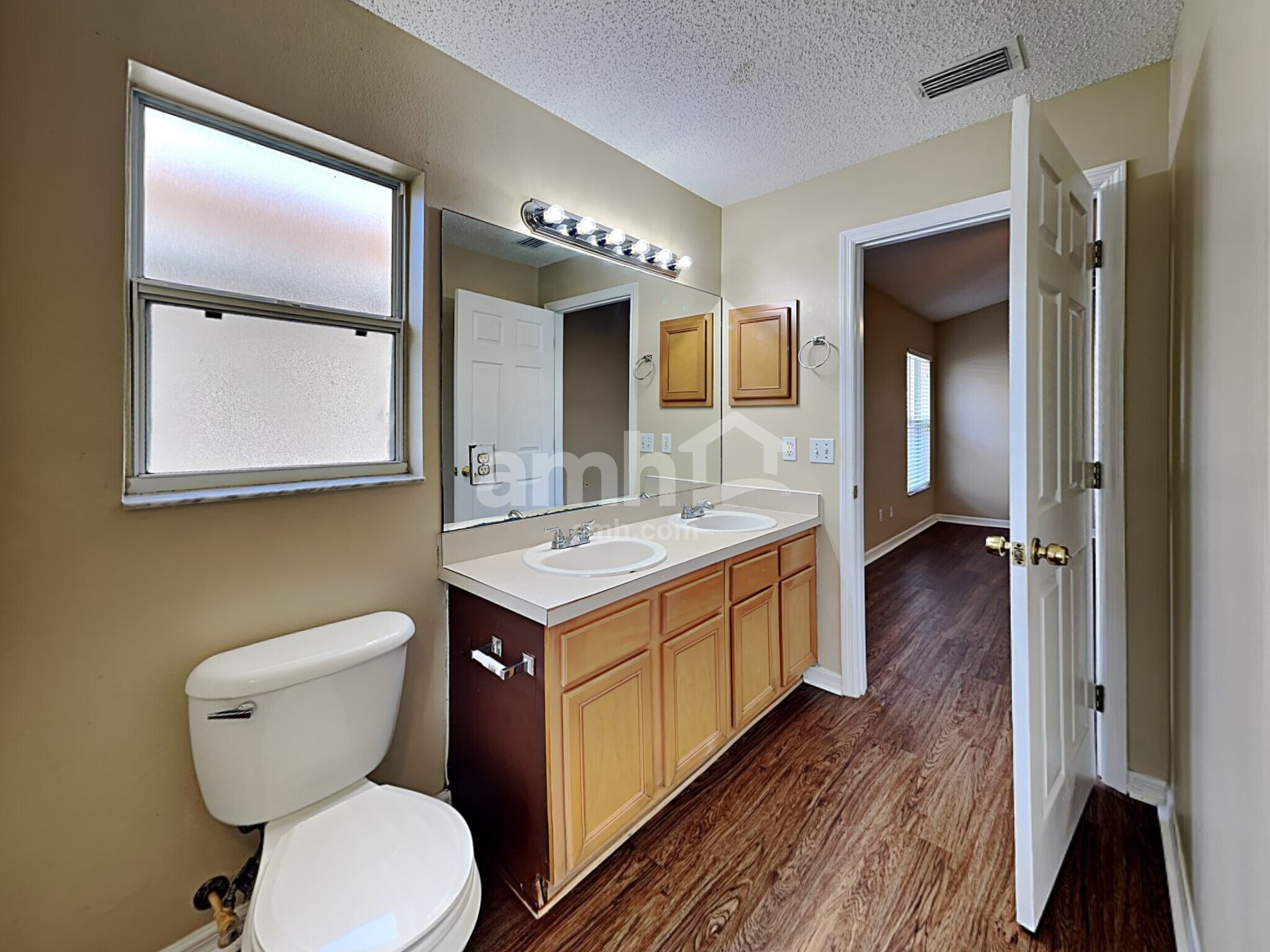 Building Photo - 554 Sedgewood Cir