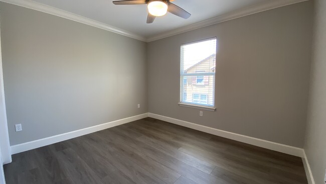 Building Photo - 6262 Byron Ln