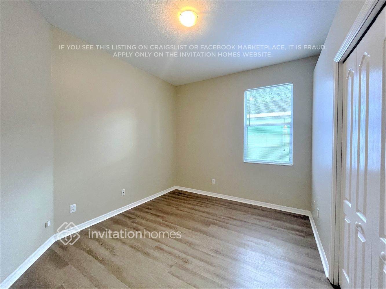 Building Photo - 6016 36th Ct E