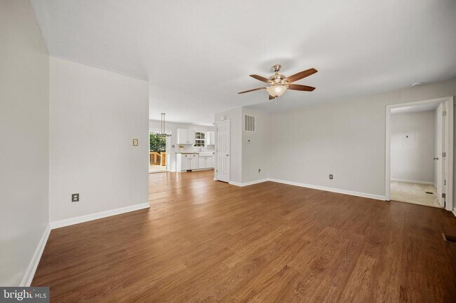 Building Photo - 5718 Lucas St