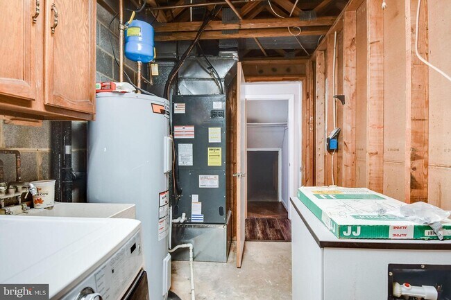 Building Photo - 5415 Helm Ct