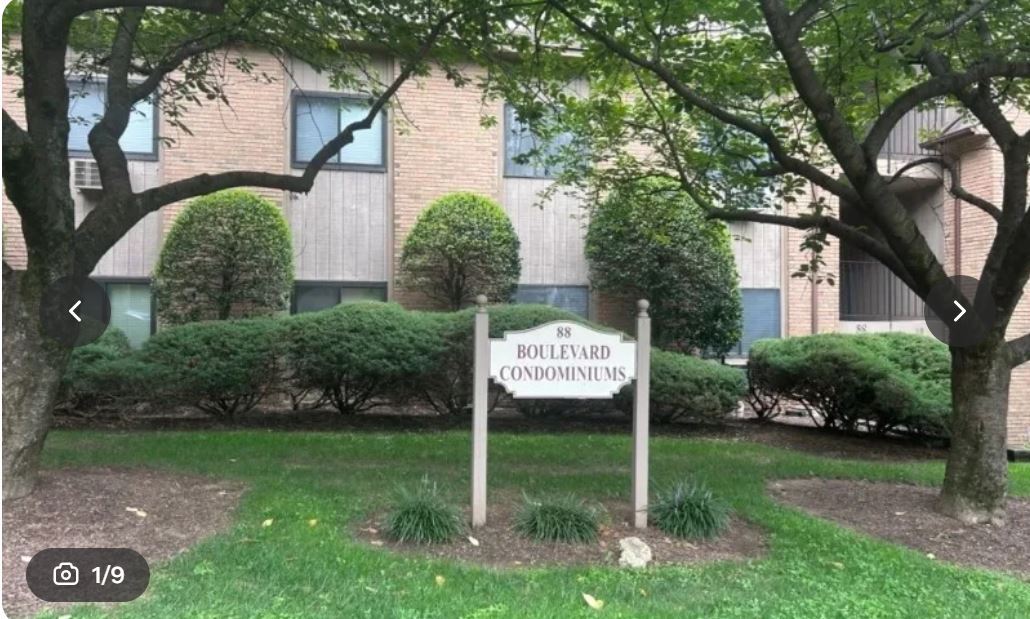 Building Photo - 88 Boulevard