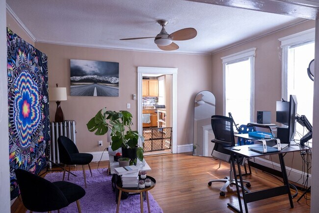 Building Photo - 38 Greenacre Square