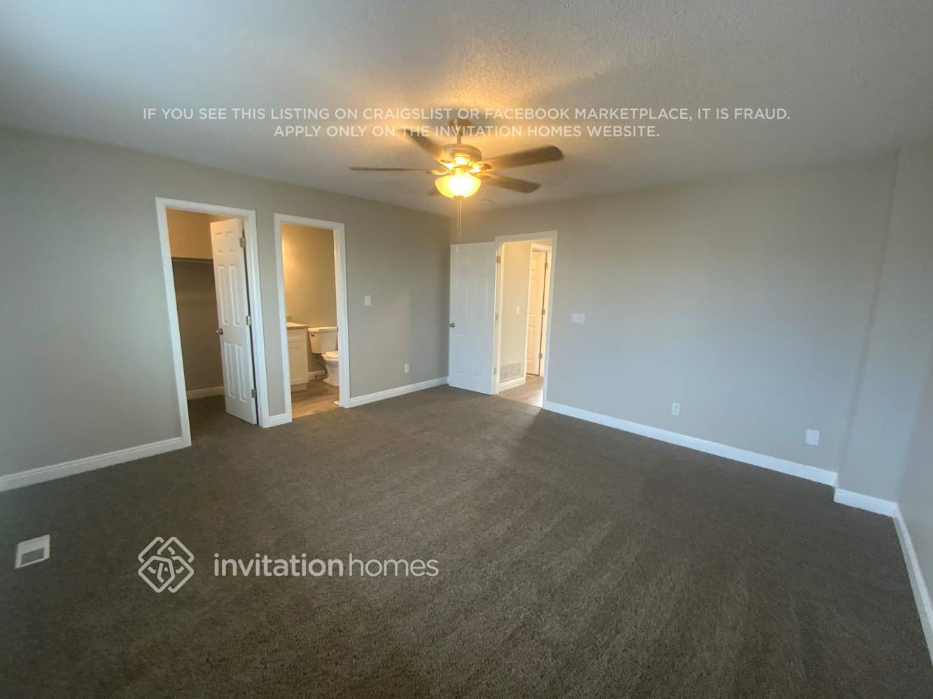 Building Photo - 19815 E Villanova Dr