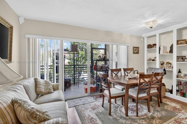 Building Photo - 5240 NE 6th Ave