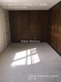 Building Photo - 126 W Grattan St