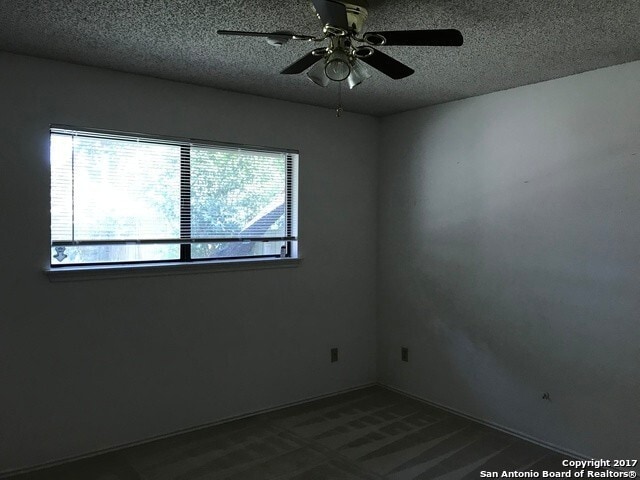 Building Photo - 13851 Susancrest Dr