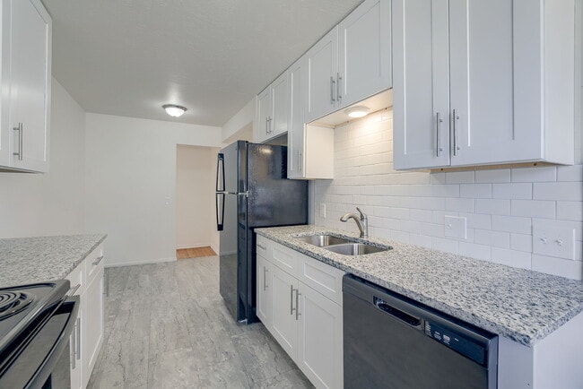 Building Photo - 4623 N 55th St