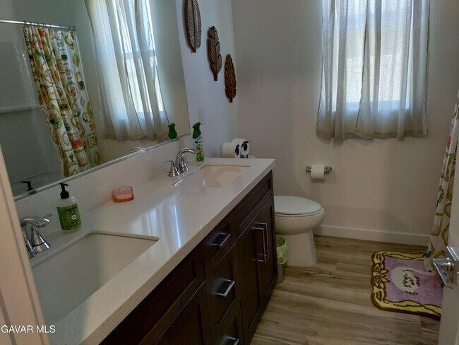 Building Photo - 44243 Mahogany St