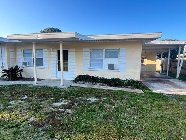 Building Photo - 2338 Shenandoah Rd