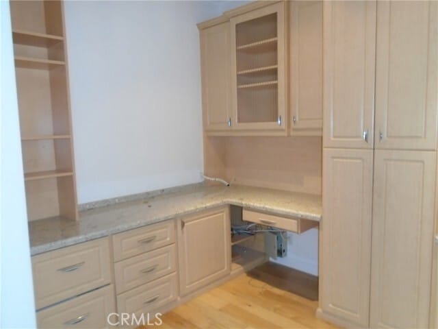 Building Photo - 790 Vía Santa Catarina