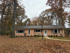 Building Photo - 190 Lake Shore Dr