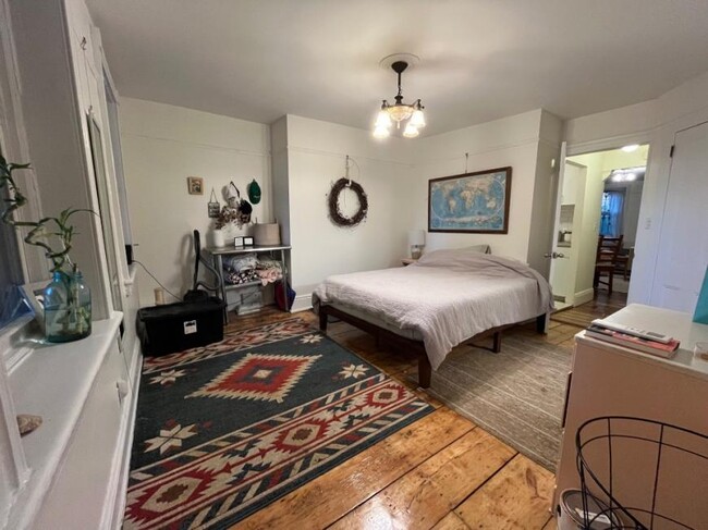 Building Photo - 1 bedroom in Brooklyn NY 11238
