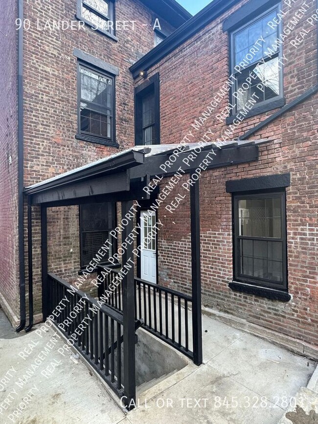 Building Photo - OPEN HOUSE SAT 2/1/25 1PM-4PM - 1PM Studio...