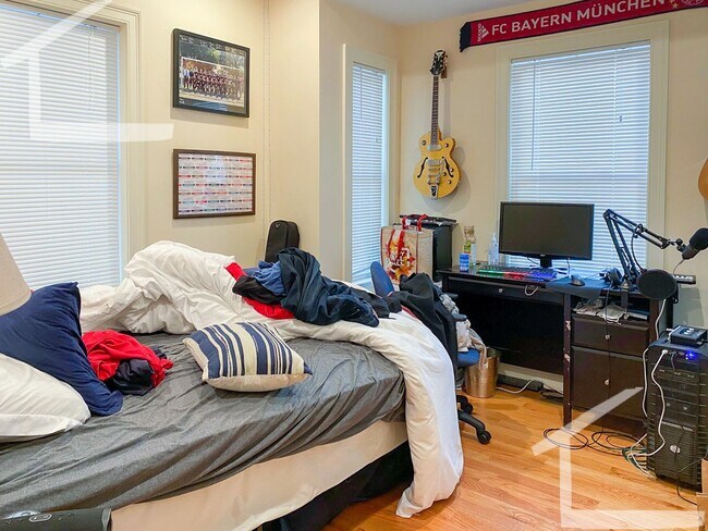 Building Photo - New Construction in Allston, Central Heat/AC, Free Laundry, Parking, 3 Full Bathrooms,