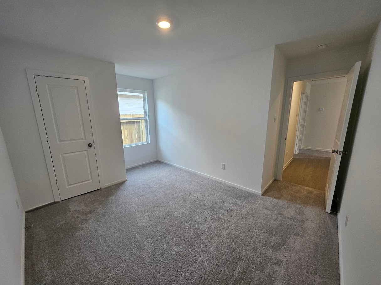 Building Photo - 14881 N Ascot Bnd Cir