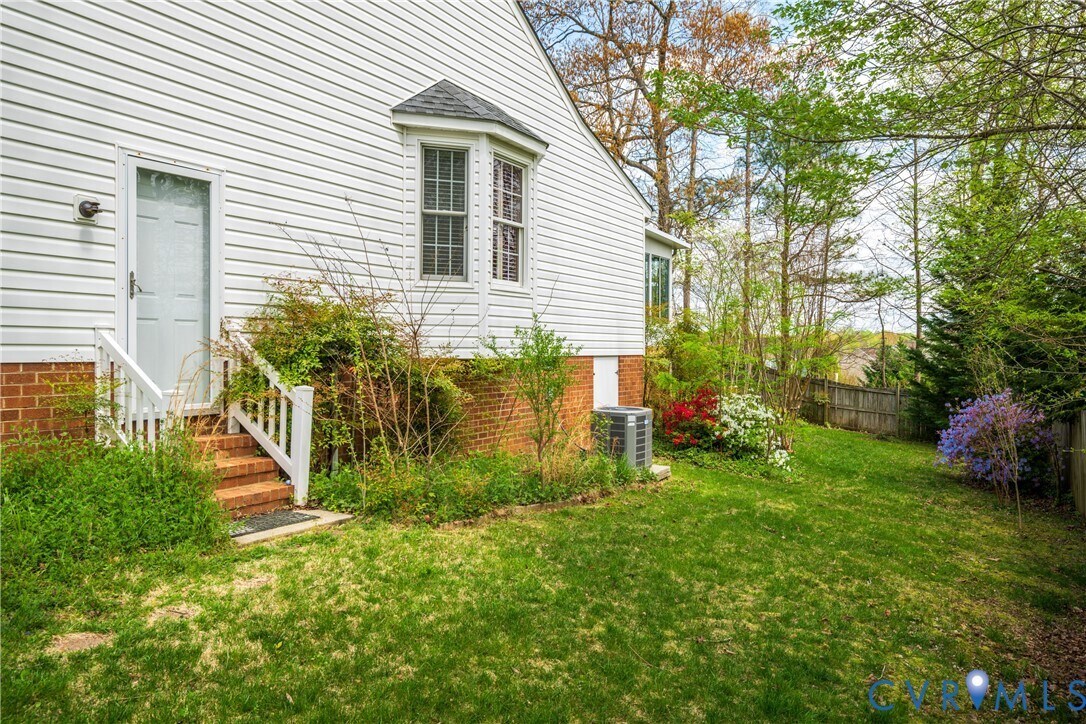 Building Photo - 13209 Sir Scott Dr